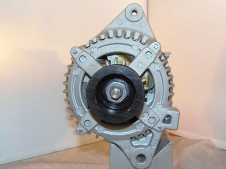 Dynamo 100A Toyota Auris Corolla benzine nieuw