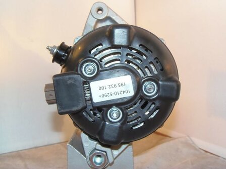 Dynamo 100A Toyota Auris Corolla benzine nieuw