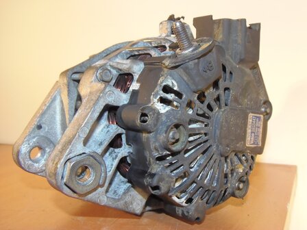 Dynamo 90A Hyundai Kia gebruikt 1 jr. garantie