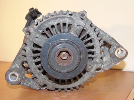 Dynamo 110A Kia Sorento gebruikt 6 mnd. garantie