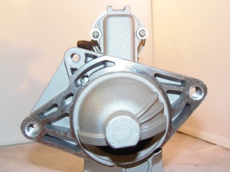 Startmotor 2,2kW Nissan Opel Renault nieuw