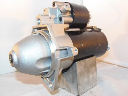 Startmotor 2,0kW Opel Saab diesel nieuw