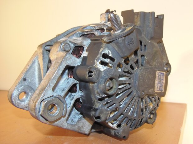 Dynamo 90A Hyundai Kia gebruikt 1 jr. garantie