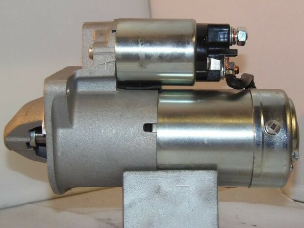 Startmotor 1,9kW Cadillac Opel Saab nieuw