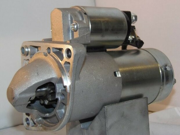 Startmotor 1,9kW Cadillac Opel Saab nieuw