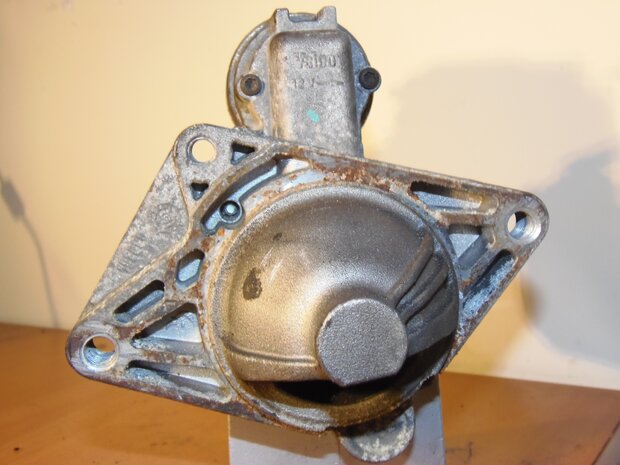 Startmotor 2,2kW Nissan Opel Renault gebruikt 6 maanden garantie