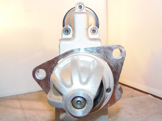 Startmotor 1,8KW Opel Saab nieuw