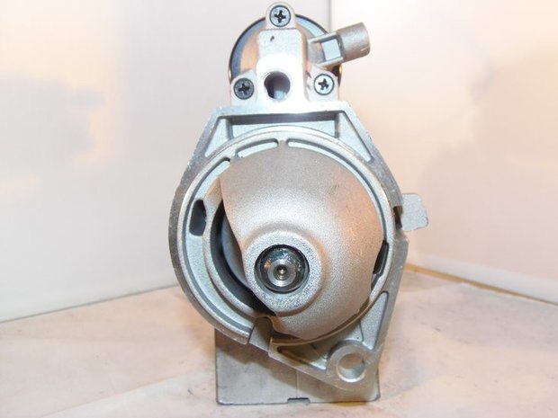 Startmotor 2,0kW Opel Saab diesel nieuw