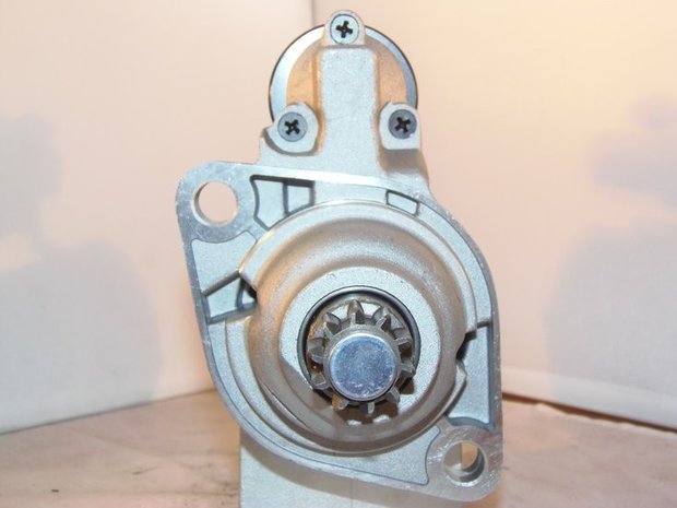 Startmotor 1,1KW Audi Seat Skoda Volkswagen nieuw