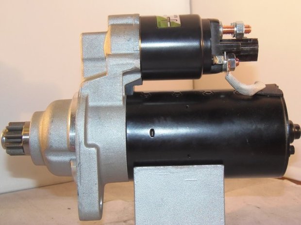 Startmotor 1,1KW Audi Seat Skoda Volkswagen nieuw
